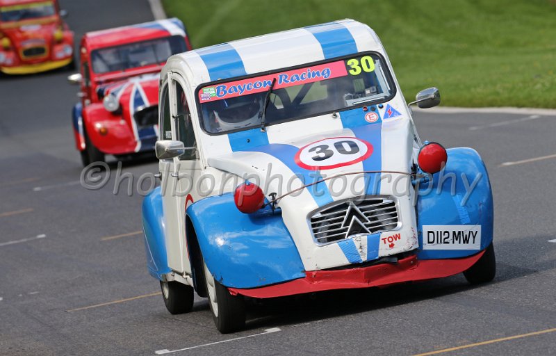 2CV 1011.jpg