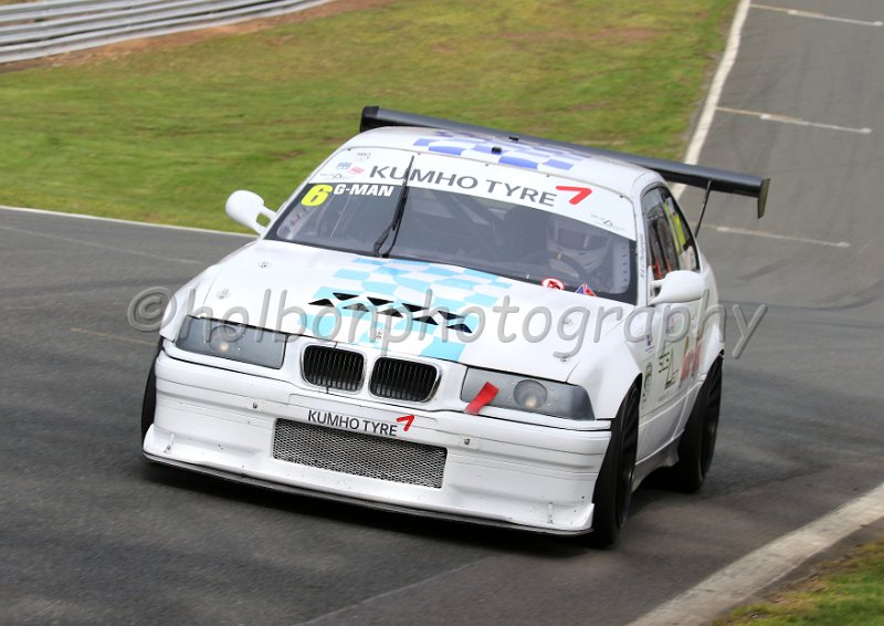 Kumho BMW 0818.jpg